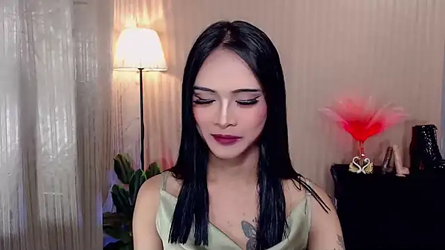 Snapshot of AevaMARIE_HILTON chatting on July 2026 03:29:01 PM AevaMARIE HILTON online show from July 2026 03:29:01 PM