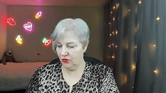 Mary-Leee online show from March 2026 02:56:01 PM