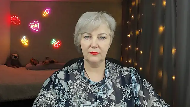 Mary-Leee online show from March 2026 12:27:02 PM