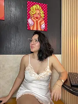 DALIILA  online show from March 2026 02:13:02 PM