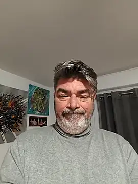 Snapshot of eruzam59000 chatting on February 2026 06:27:01 PM eruzam59000 online show from February 2026 06:27:01 PM