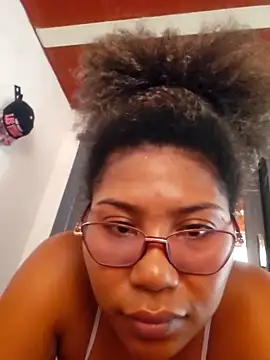 Snapshot of MarySweetieHot chatting on March 2026 05:41:02 PM MarySweetieHot online show from March 2026 05:41:02 PM