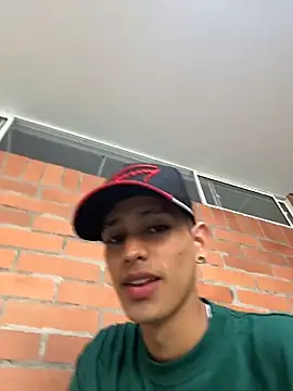 HarryGaze online show from April 2026 08:24:02 PM