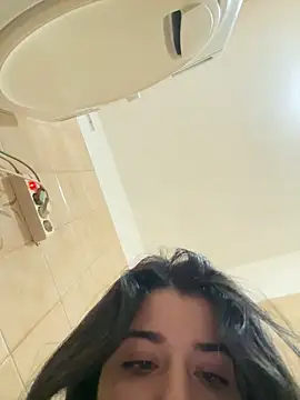 Snapshot of maryzoe05 chatting on February 2026 12:28:02 PM maryzoe05 online show from February 2026 12:28:02 PM