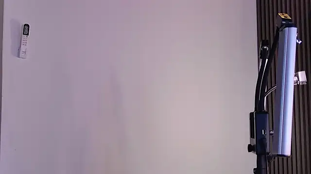 AlessiaAuren online show from May 2026 02:22:01 PM