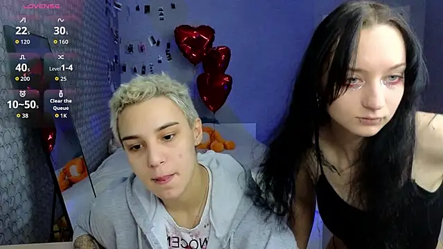 LuxuryLoverss online show from March 2026 10:10:02 AM