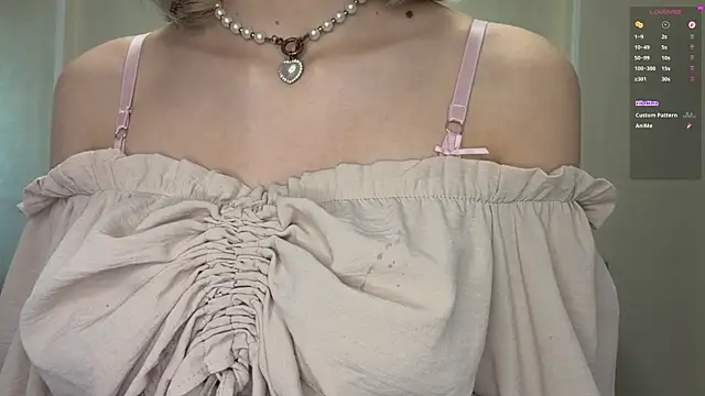 Carolini i online show from July 2026 04:45:01 PM
