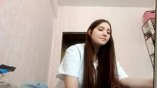 Snapshot of JanineThielman chatting on March 2026 07:15:01 AM JanineThielman online show from March 2026 07:15:01 AM