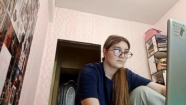 JanineThielman online show from July 2026 06:09:01 AM