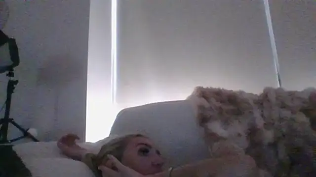 kinkykara25 online show from May 2026 11:50:02 AM