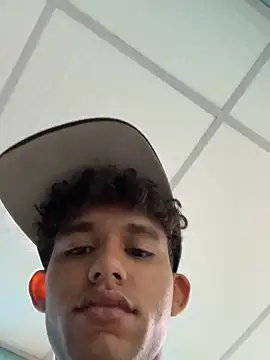 Snapshot of Stickmendez chatting on February 2026 01:14:02 AM Stickmendez online show from February 2026 01:14:02 AM