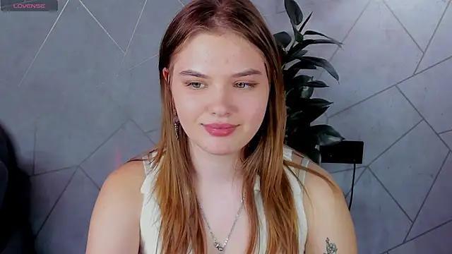 Saraa Broown online show from March 2026 07:26:02 AM