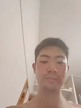 Snapshot of Yuuta_2 chatting on July 2026 03:42:01 AM Yuuta 2 online show from July 2026 03:42:01 AM