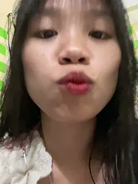 Snapshot of bimbim-bup chatting on April 2026 01:09:02 PM bimbim-bup online show from April 2026 01:09:02 PM