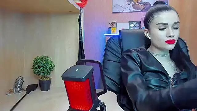 KristiTopxx online show from January 2025 08:02:02 PM