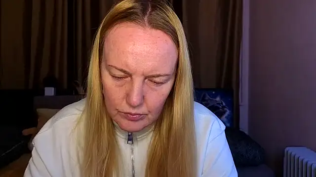 Snapshot of Bella_soulmate chatting on June 2026 05:20:02 AM Bella soulmate online show from June 2026 05:20:02 AM