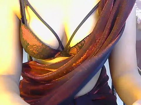 Snapshot of strip_sunshine chatting on July 2026 04:52:01 AM strip sunshine online show from July 2026 04:52:01 AM