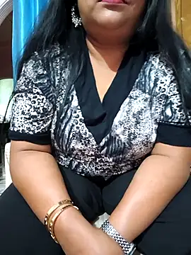 Moonae online show from March 2026 11:32:01 AM