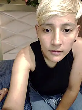 Snapshot of DannyRouds chatting on March 2026 03:44:01 AM DannyRouds online show from March 2026 03:44:01 AM