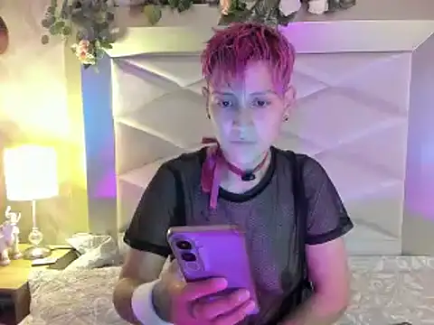 Snapshot of DannyRouds chatting on April 2026 10:59:01 PM DannyRouds online show from April 2026 10:59:01 PM