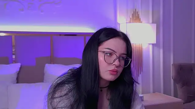 CindyMil online show from July 2026 06:11:02 AM
