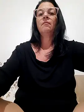 Snapshot of Camilegaucha chatting on May 2026 11:15:01 AM Camilegaucha online show from May 2026 11:15:01 AM