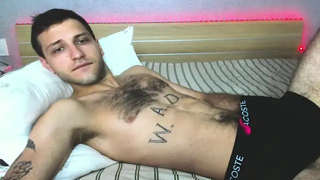 DarkRogue19 online show from April 2026 05:18:02 AM