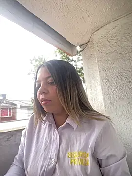 Snapshot of AdaPink_ chatting on March 2026 05:08:01 PM AdaPink online show from March 2026 05:08:01 PM