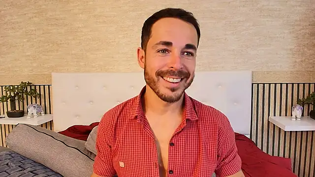 Adams Sanz online show from March 2026 07:18:02 PM