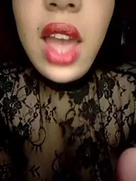 madleen Mm online show from March 2026 08:35:02 PM