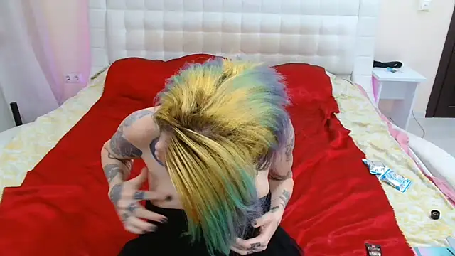 Snapshot of Tasty_Zombie chatting on May 2026 06:59:01 PM Tasty Zombie online show from May 2026 06:59:01 PM