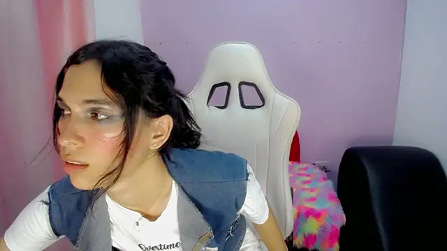 Larry craft online show from February 2026 08:20:01 PM