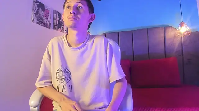 Dani swagger online show from March 2026 08:37:02 PM