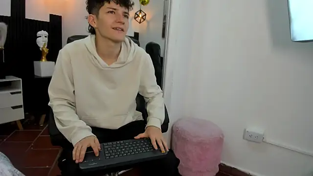 trevor mob online show from June 2026 07:11:01 PM