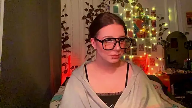 moonvampiq online show from February 2026 08:29:02 PM