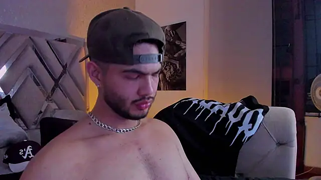 Snapshot of Vincentblack chatting on June 2026 11:46:01 PM Vincentblack online show from June 2026 11:46:01 PM