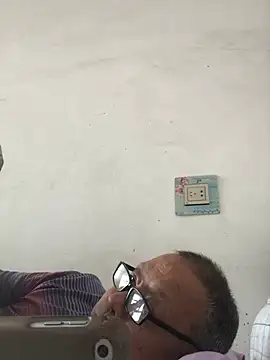 yaocaobi8 online show from April 2026 05:13:01 AM