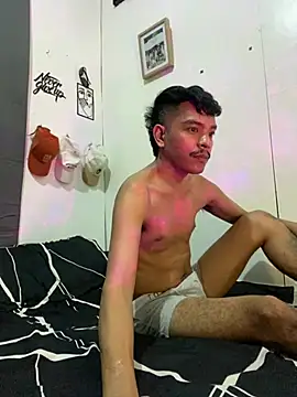 Snapshot of asian_darlingcummersxXx chatting on July 2026 02:32:02 PM asian darlingcummersxXx online show from July 2026 02:32:02 PM