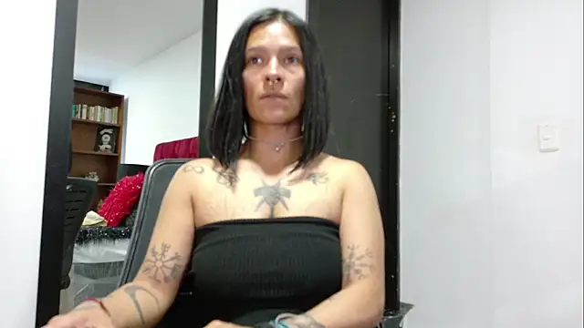 Amelie Blake online show from July 2026 03:58:02 PM