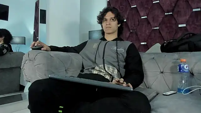 TonyBenedetti online show from March 2026 08:34:01 PM