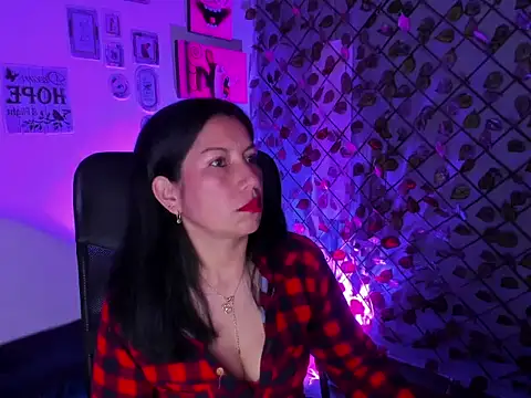 Megan Collinss1 online show from February 2026 12:15:02 PM