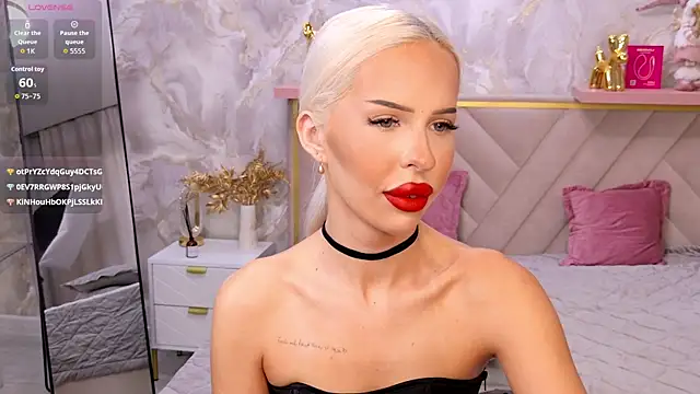 EvaXElfi online show from April 2026 04:46:01 AM