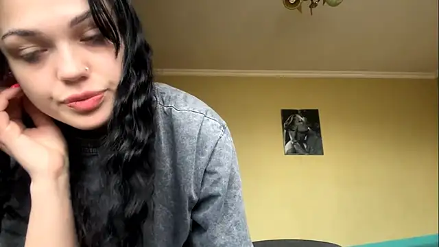 Snapshot of Jennifer_anniston chatting on March 2026 07:03:02 AM Jennifer anniston online show from March 2026 07:03:02 AM