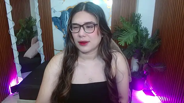 Snapshot of Isiis_tay chatting on April 2026 11:36:01 AM Isiis tay online show from April 2026 11:36:01 AM