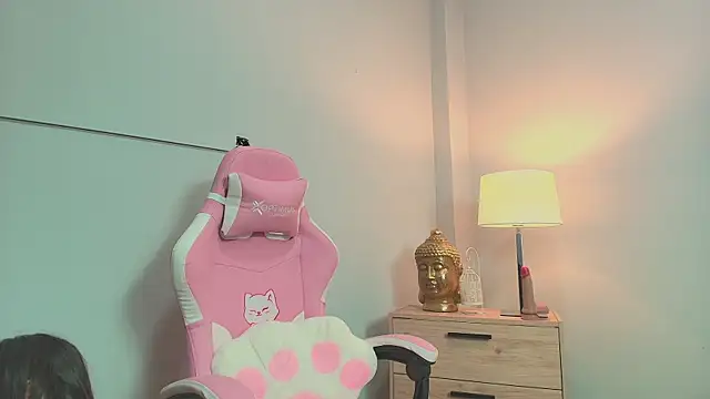 Snapshot of gabyevans4 chatting on March 2026 01:26:02 PM gabyevans4 online show from March 2026 01:26:02 PM