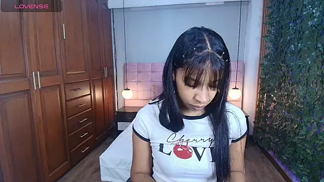 Snapshot of ShayMilleer chatting on April 2026 11:50:02 AM ShayMilleer online show from April 2026 11:50:02 AM