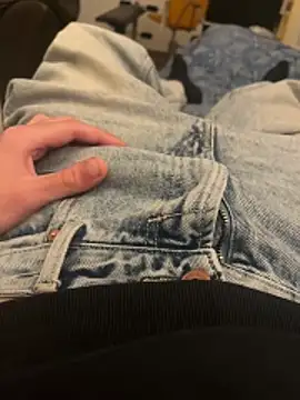 andri020292 online show from February 2026 09:24:02 PM