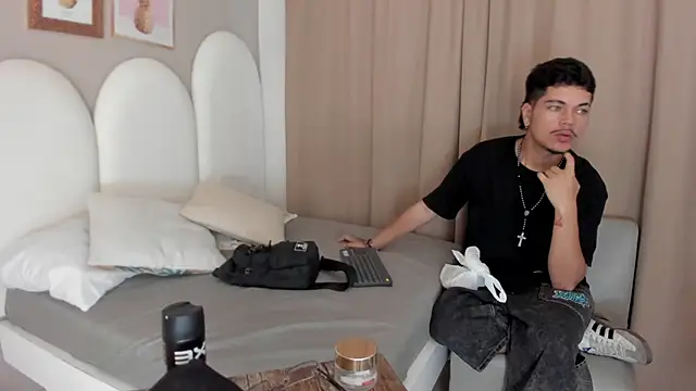 Jason 23   online show from April 2026 01:27:02 PM