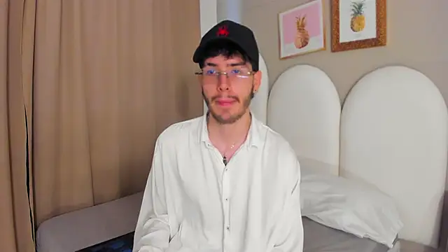 Jason 23   online show from April 2026 07:39:02 PM