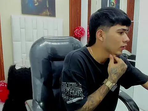 Thiago collinss online show from February 2026 09:58:01 PM